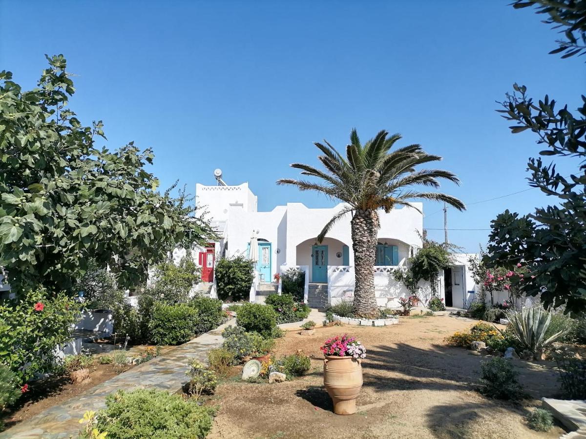 Nyfes Traditional Boutique Faltaina Skyros Exterior photo